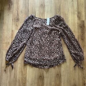 White House Black Market NWT Leopard Cheetah Print Top, Size 0, Retail $99